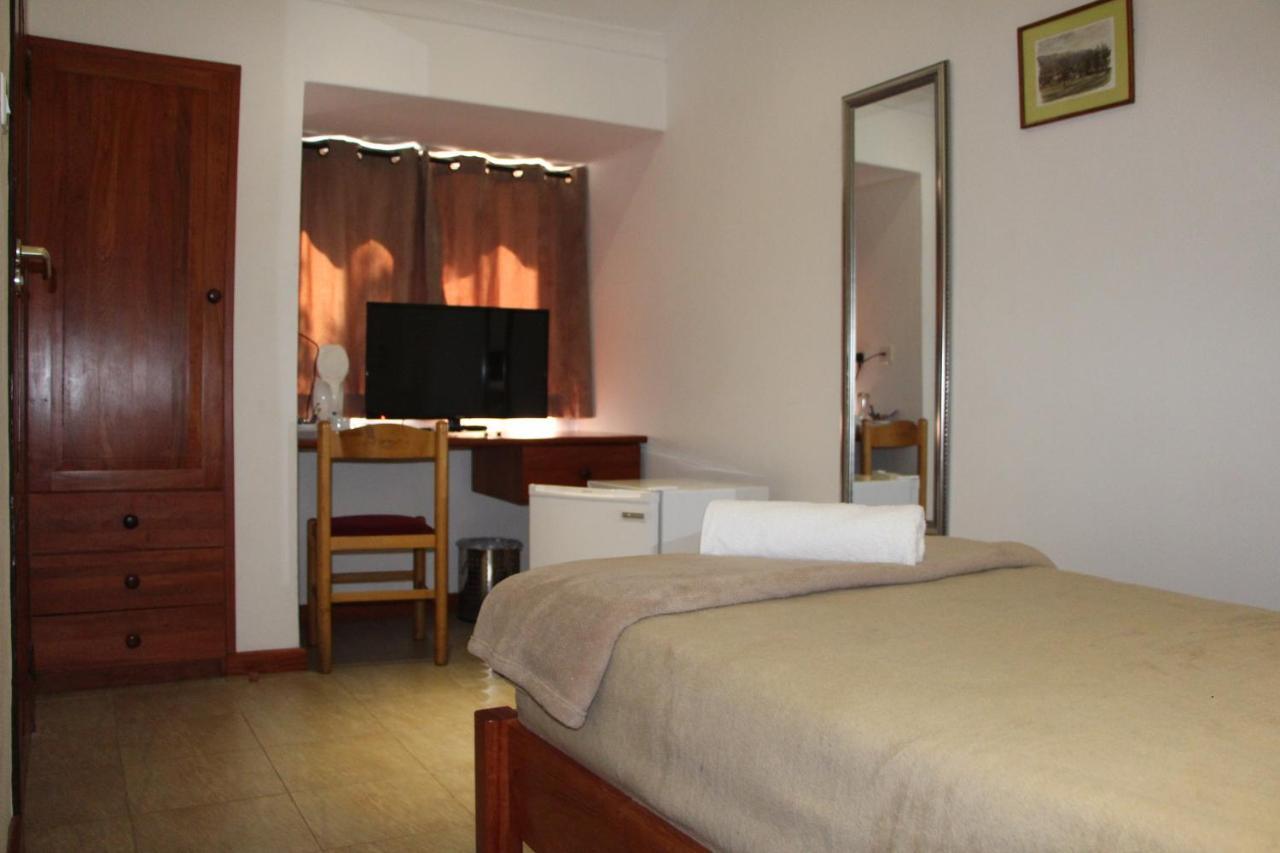 City Lodge Lusaka Room photo